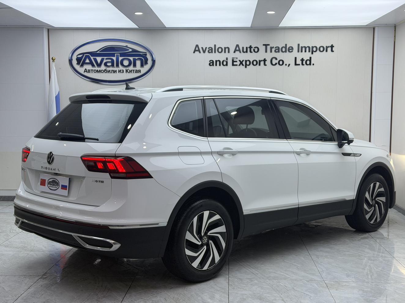 Volkswagen Tiguan 2023 thumb 4