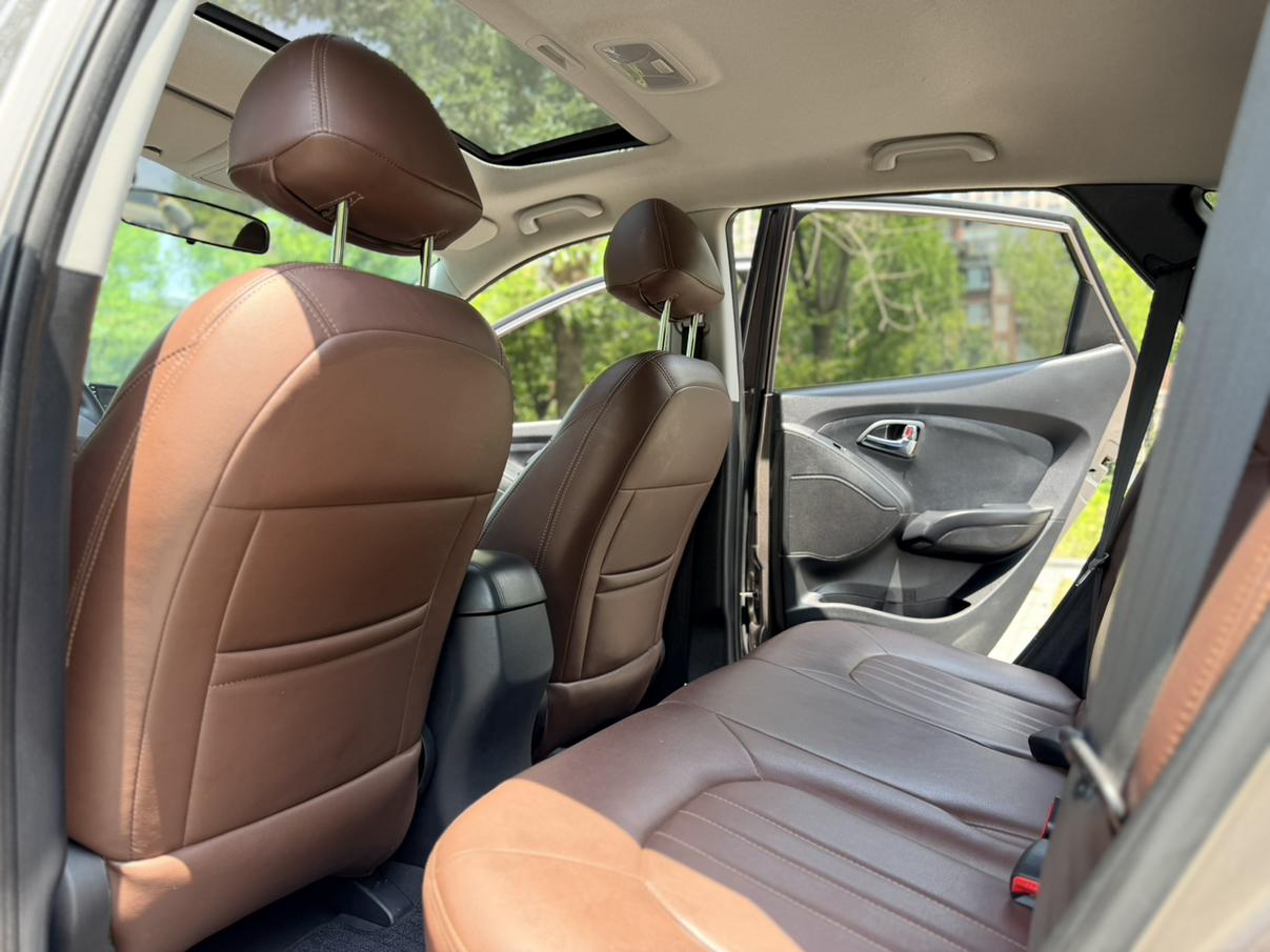 Hyundai ix35 2015 thumb 9