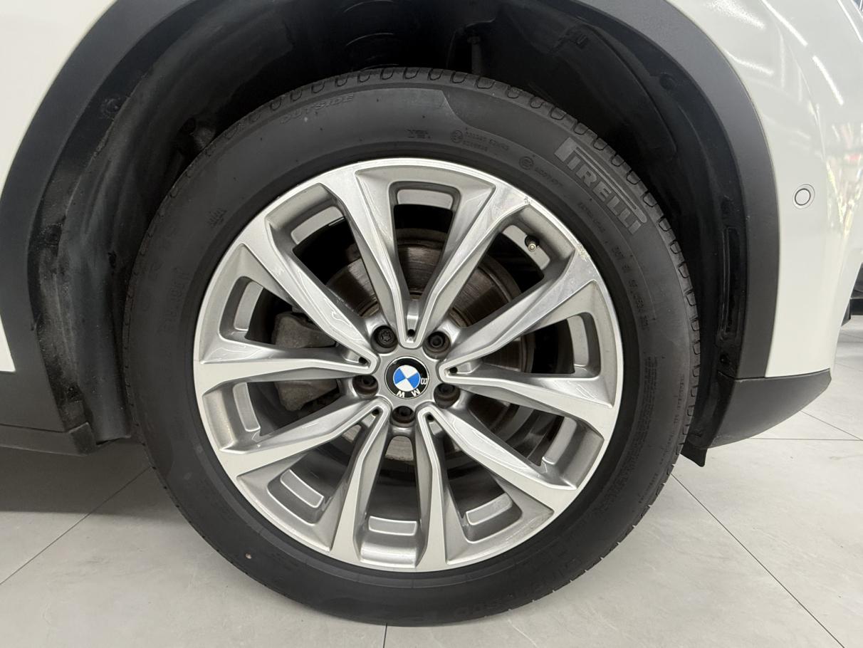 BMW X3 2018 thumb 5