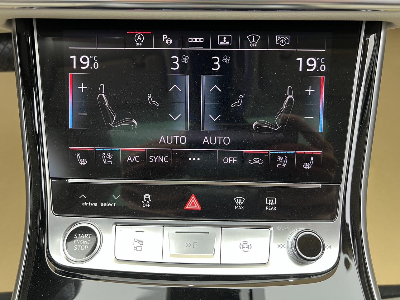 Audi A8 2024 thumb 6