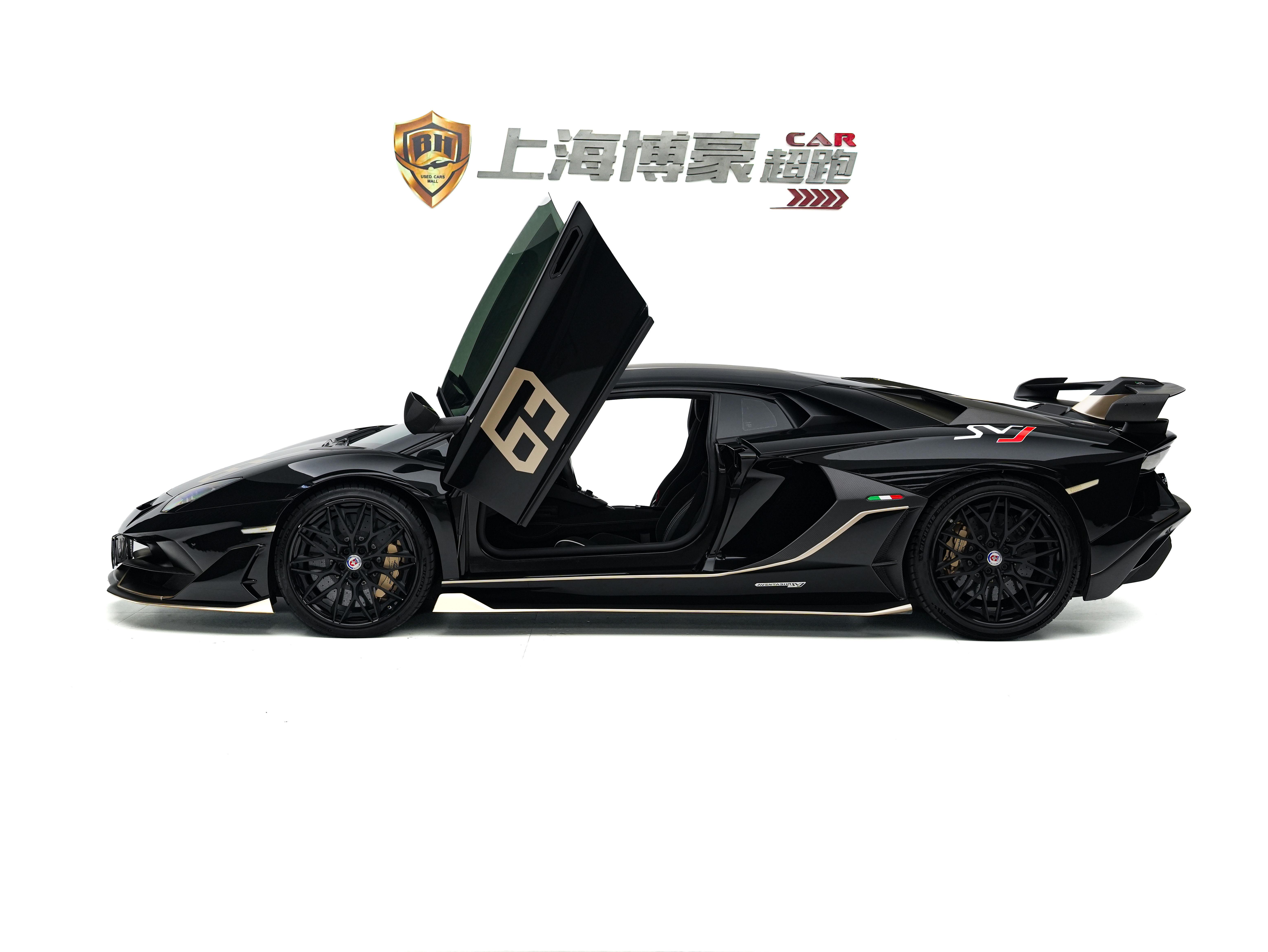 Lamborghini Aventador 2011 thumb 6