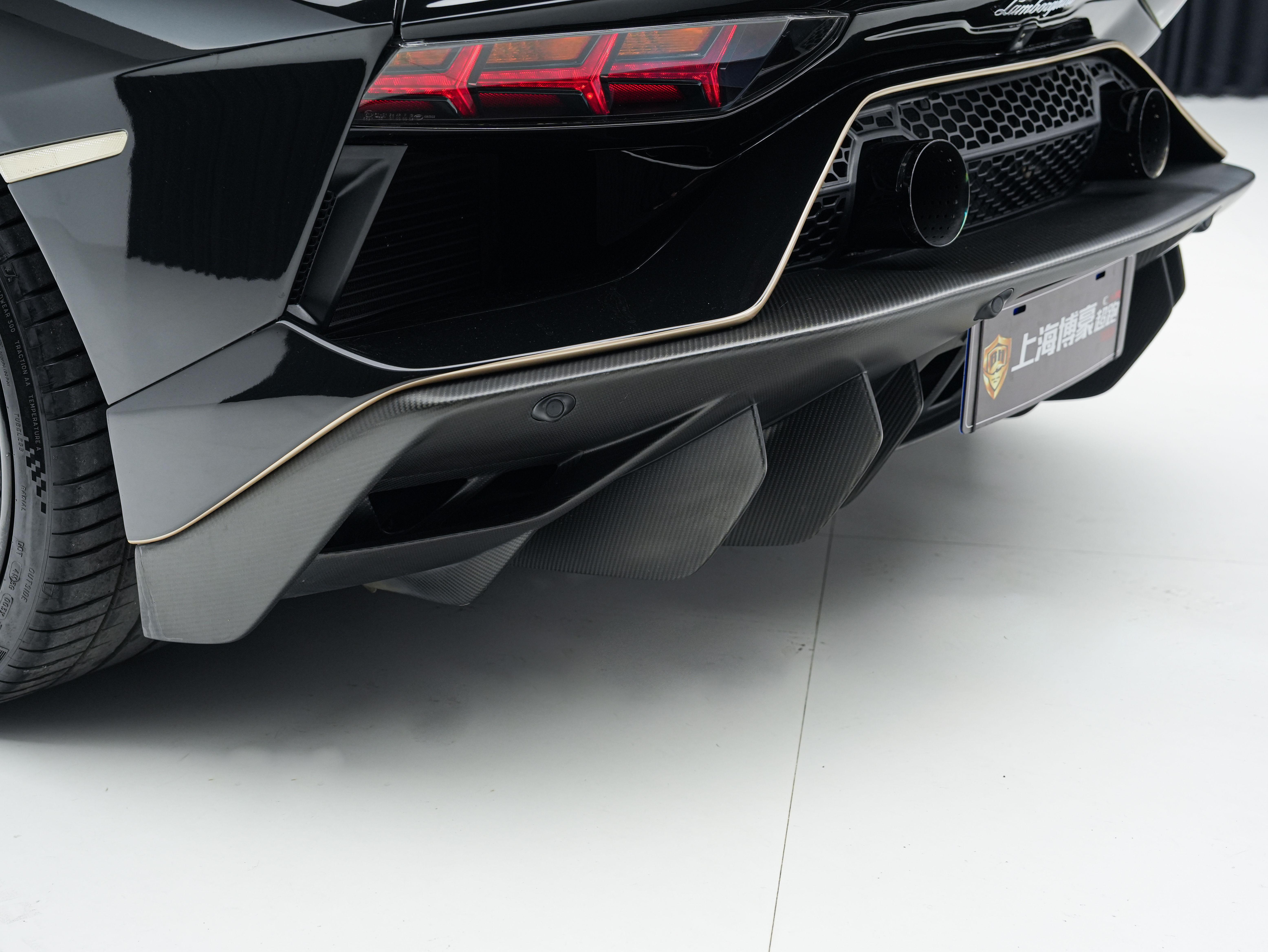 Lamborghini Aventador 2011 thumb 12
