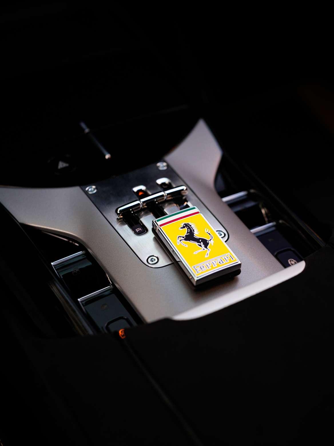Ferrari Purosangue 2023 thumb 2