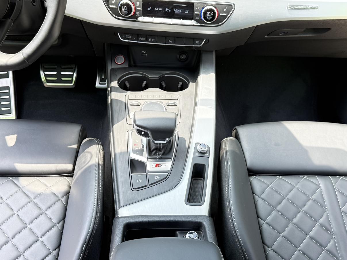 Audi S4 2018 thumb 12