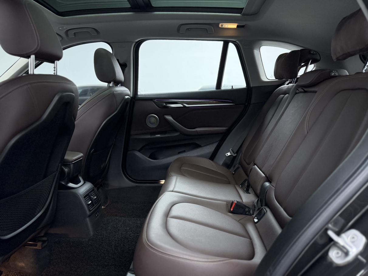 BMW X1 2021 thumb 9