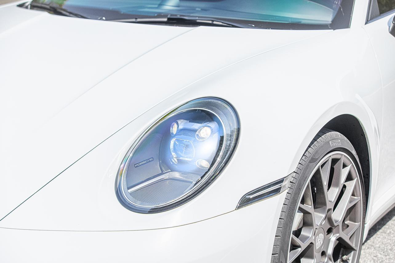 Porsche 911 2020 thumb 6
