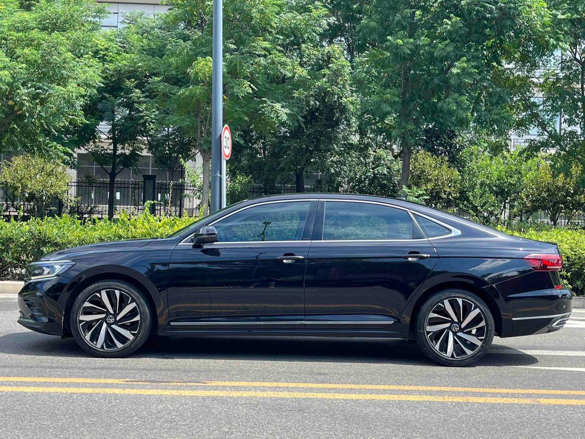 Volkswagen Passat (North America and China) 2022 thumb 2