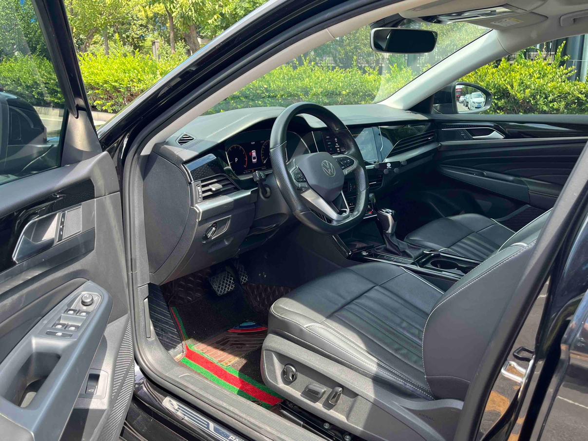 Volkswagen Passat (North America and China) 2022 thumb 6