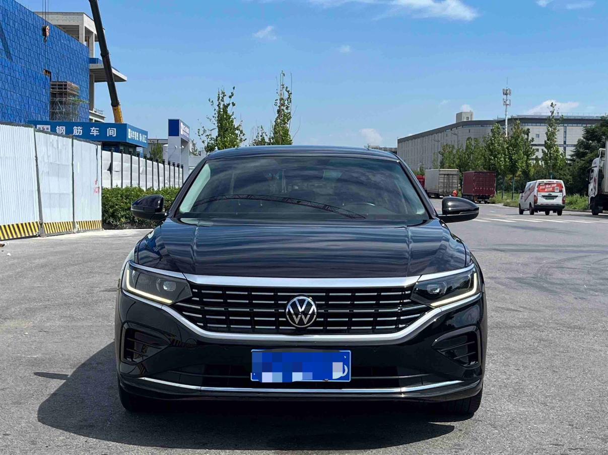 Volkswagen Passat (North America and China) 2022 thumb 9