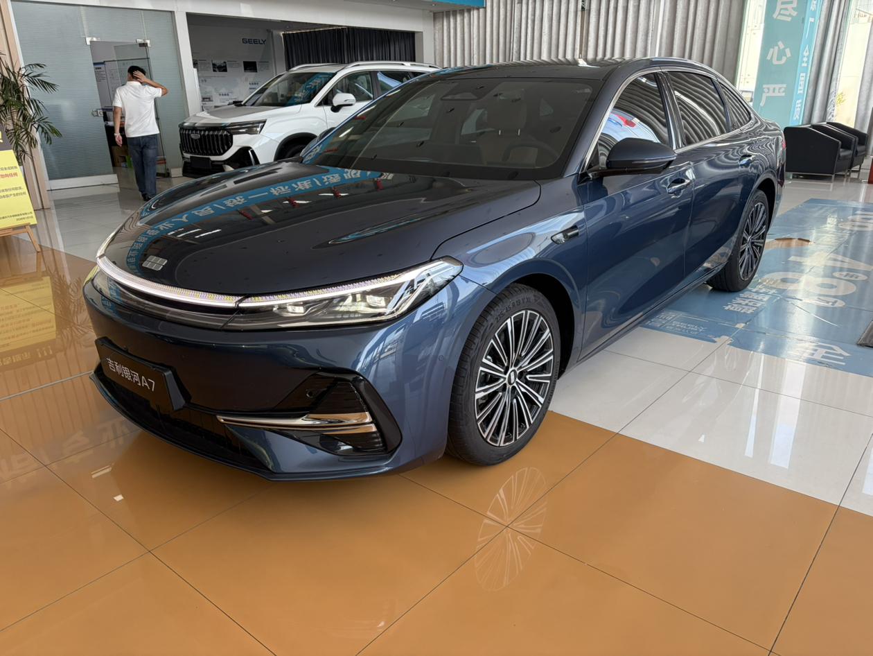 Geely Galaxy A7 EM 2025 thumb 9