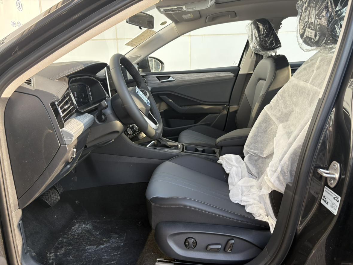 Volkswagen Sagitar 2026 thumb 9