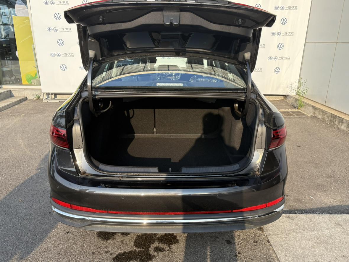 Volkswagen Sagitar 2026 thumb 11