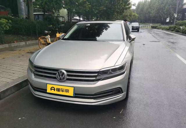 Volkswagen Phideon 2018 thumb 2