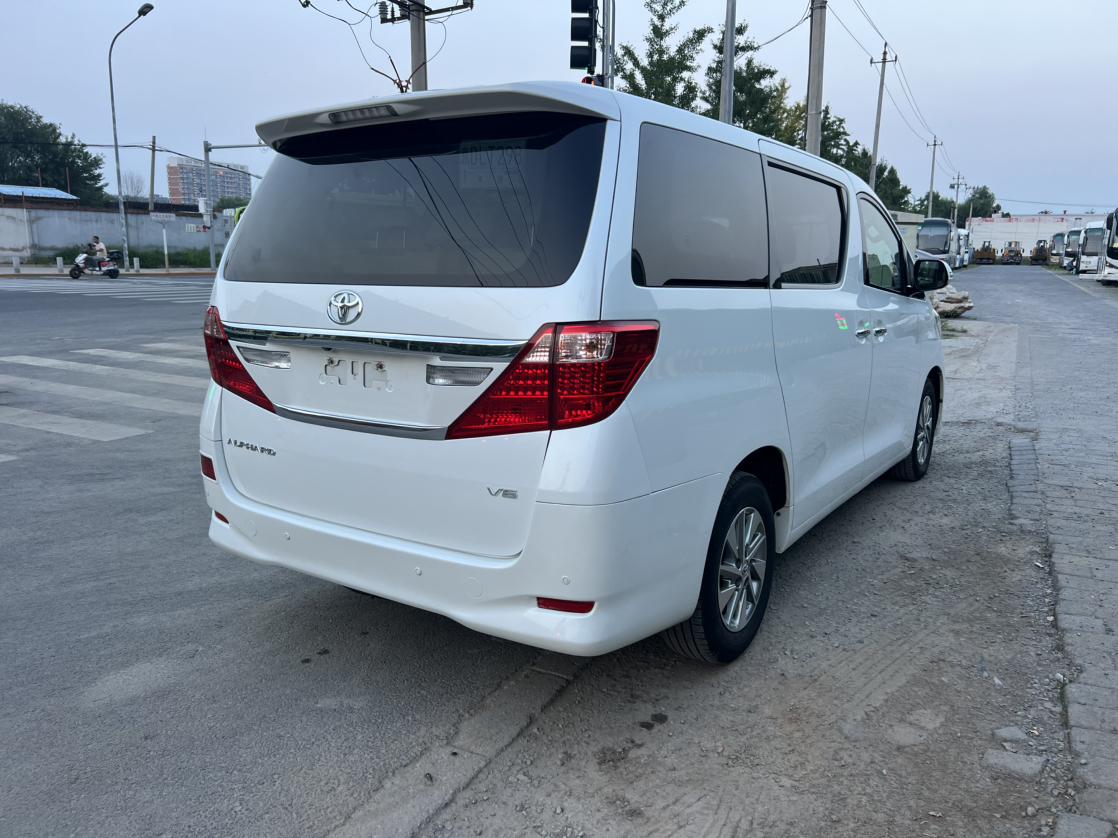 Toyota Alphard 2012 thumb 4