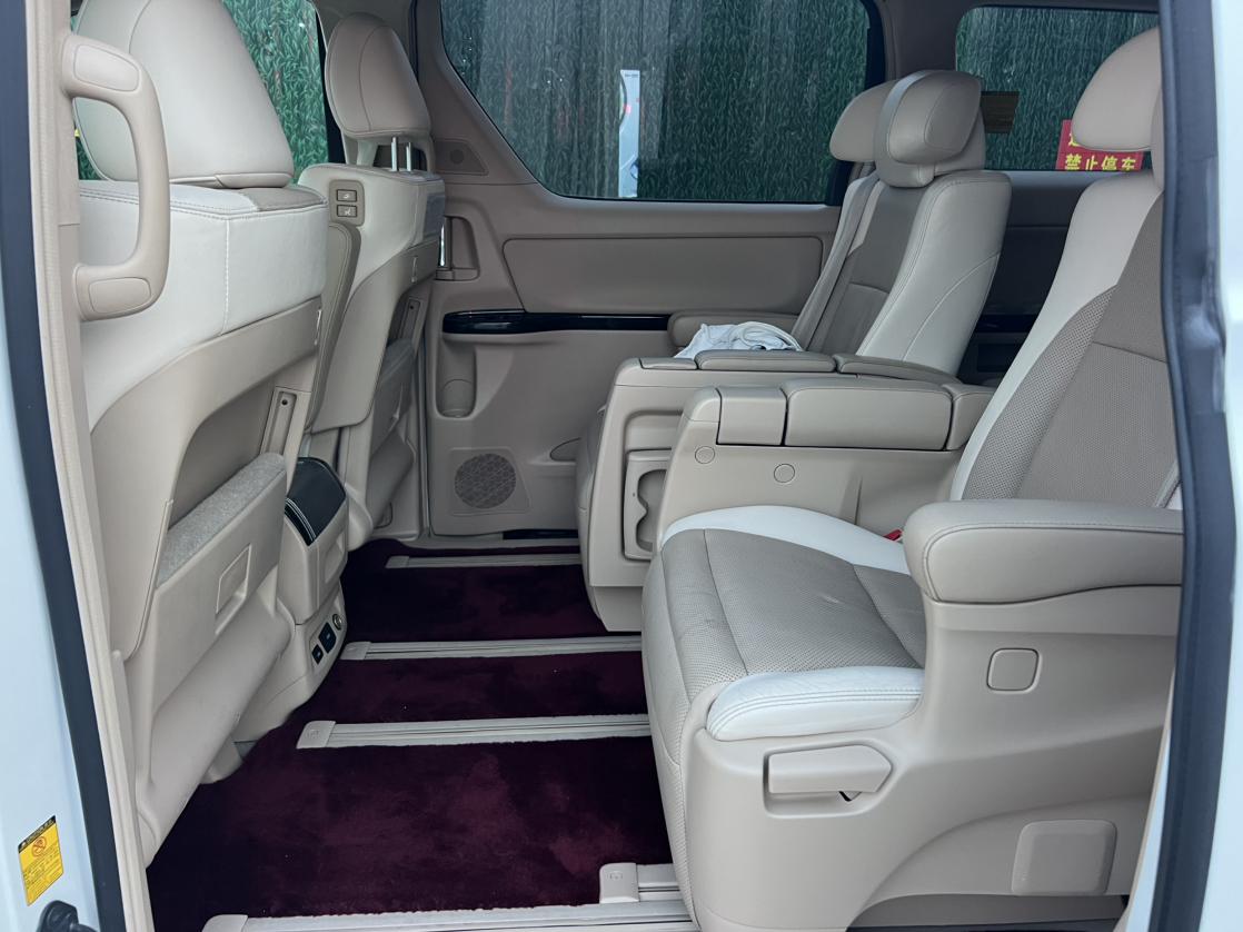 Toyota Alphard 2012 thumb 9