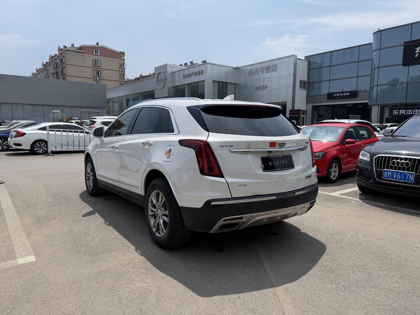 Cadillac XT5 2020 thumb 2