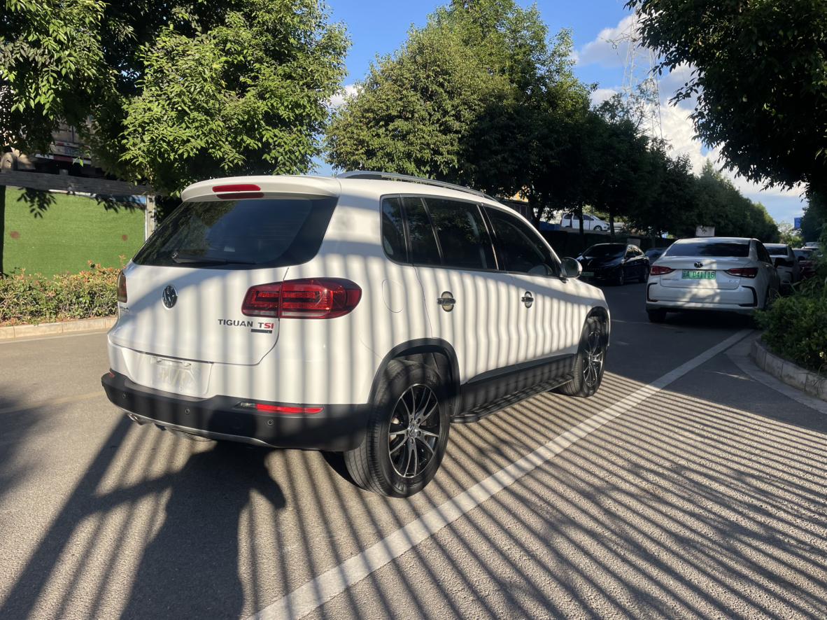 Volkswagen Tiguan 2015 thumb 3