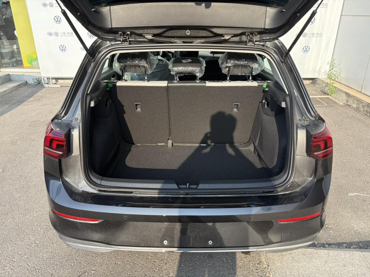 Volkswagen Golf Sportsvan 2025 thumb 11