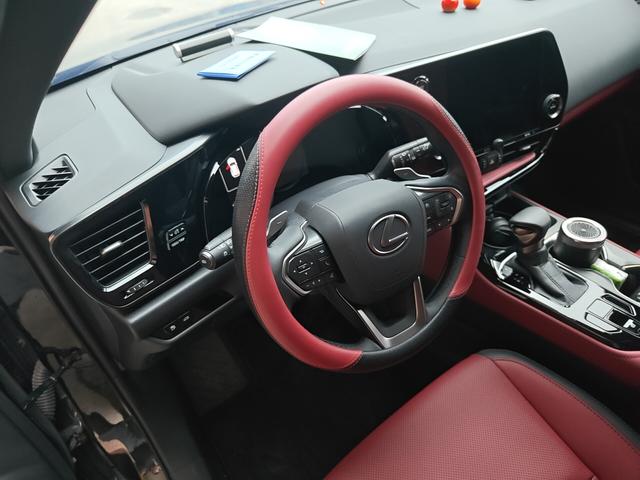 Lexus NX 2025 thumb 9