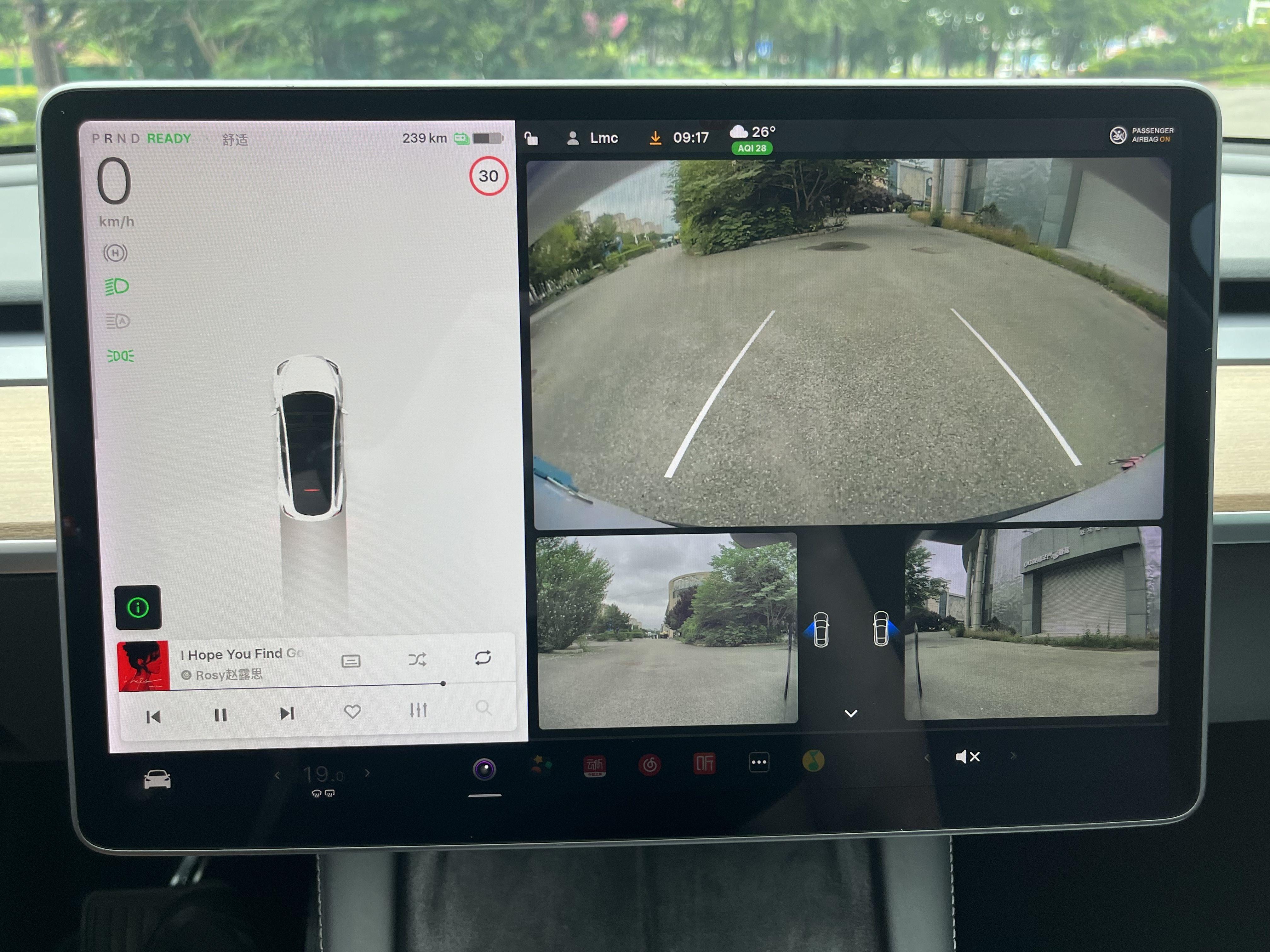 Tesla Model Y 2021 thumb 8
