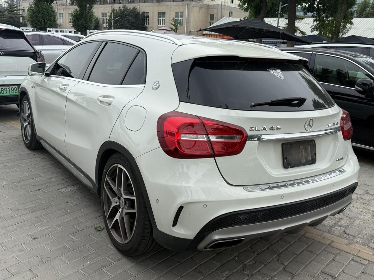 Mercedes-Benz GLA AMG 2015 thumb 2