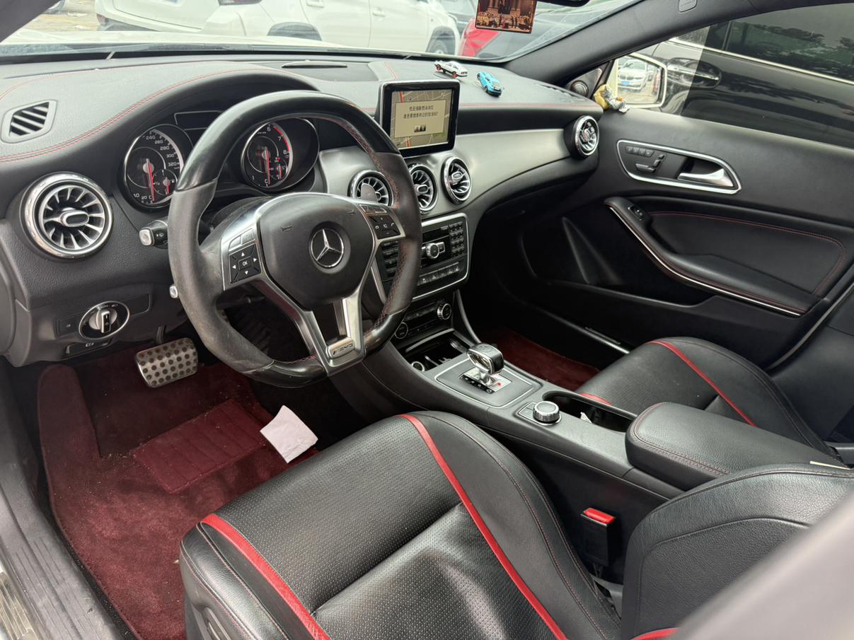 Mercedes-Benz GLA AMG 2015 thumb 7