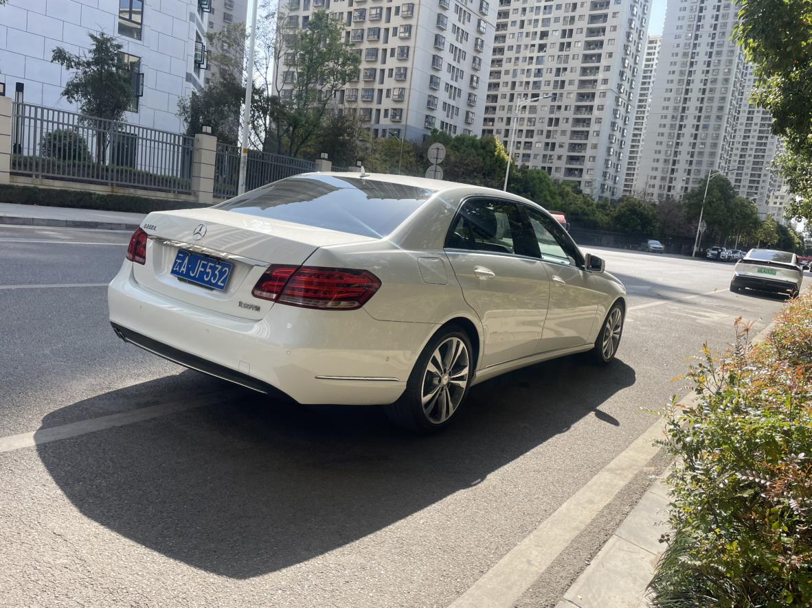 Mercedes-Benz E-Класс 2014 thumb 4