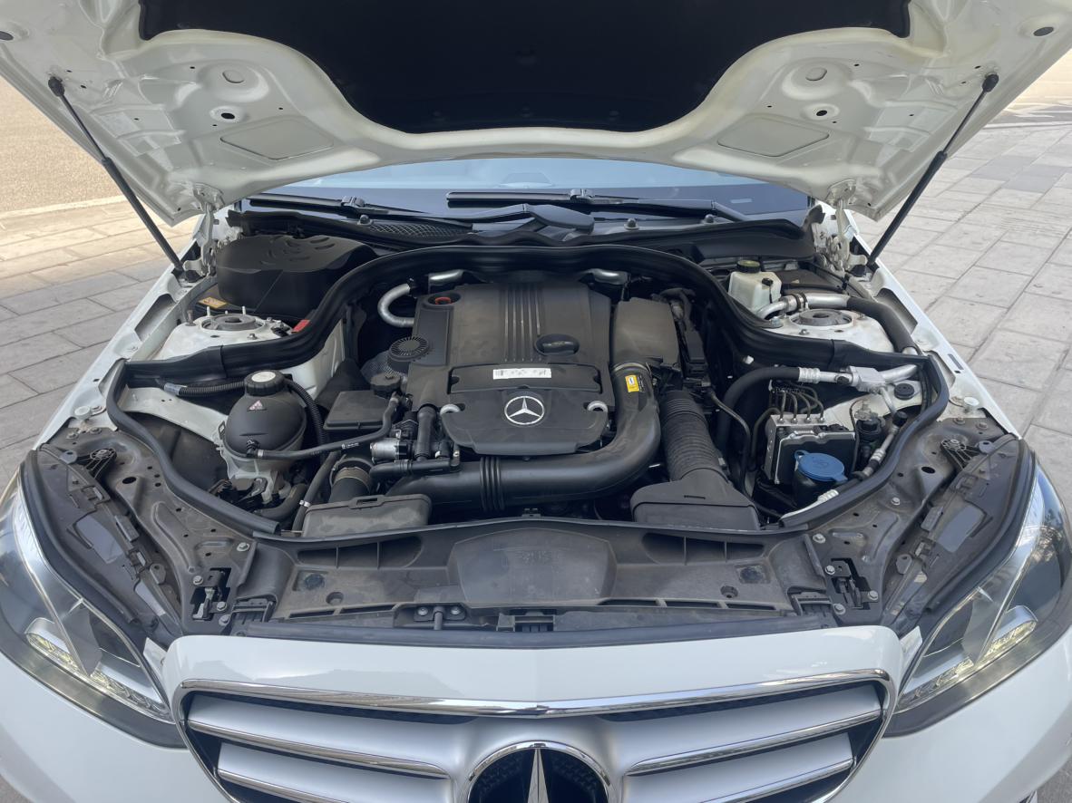 Mercedes-Benz E-Класс 2014 thumb 5