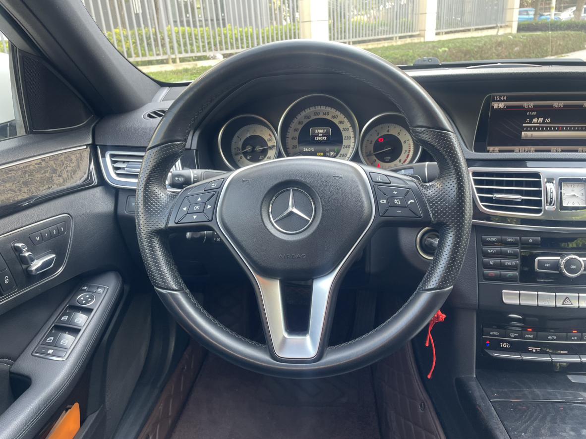 Mercedes-Benz E-Класс 2014 thumb 8
