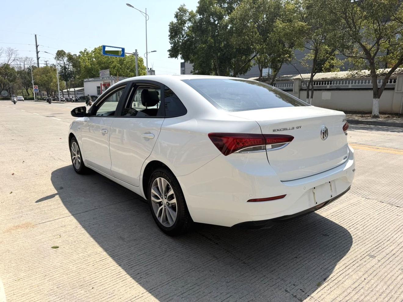 Buick Excelle 2021 thumb 2