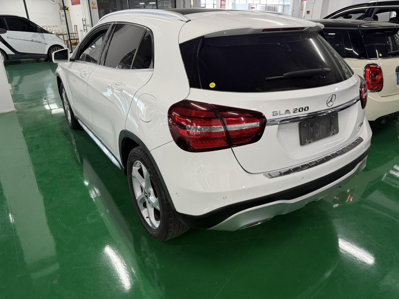 Mercedes-Benz GLA 2019 thumb 2