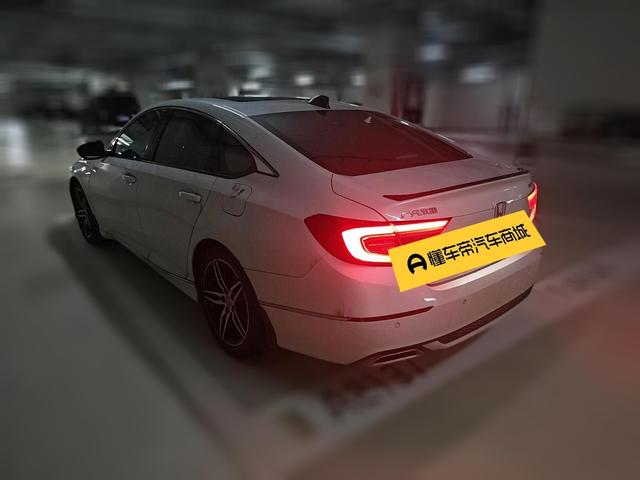 Honda Accord 2022 thumb 4
