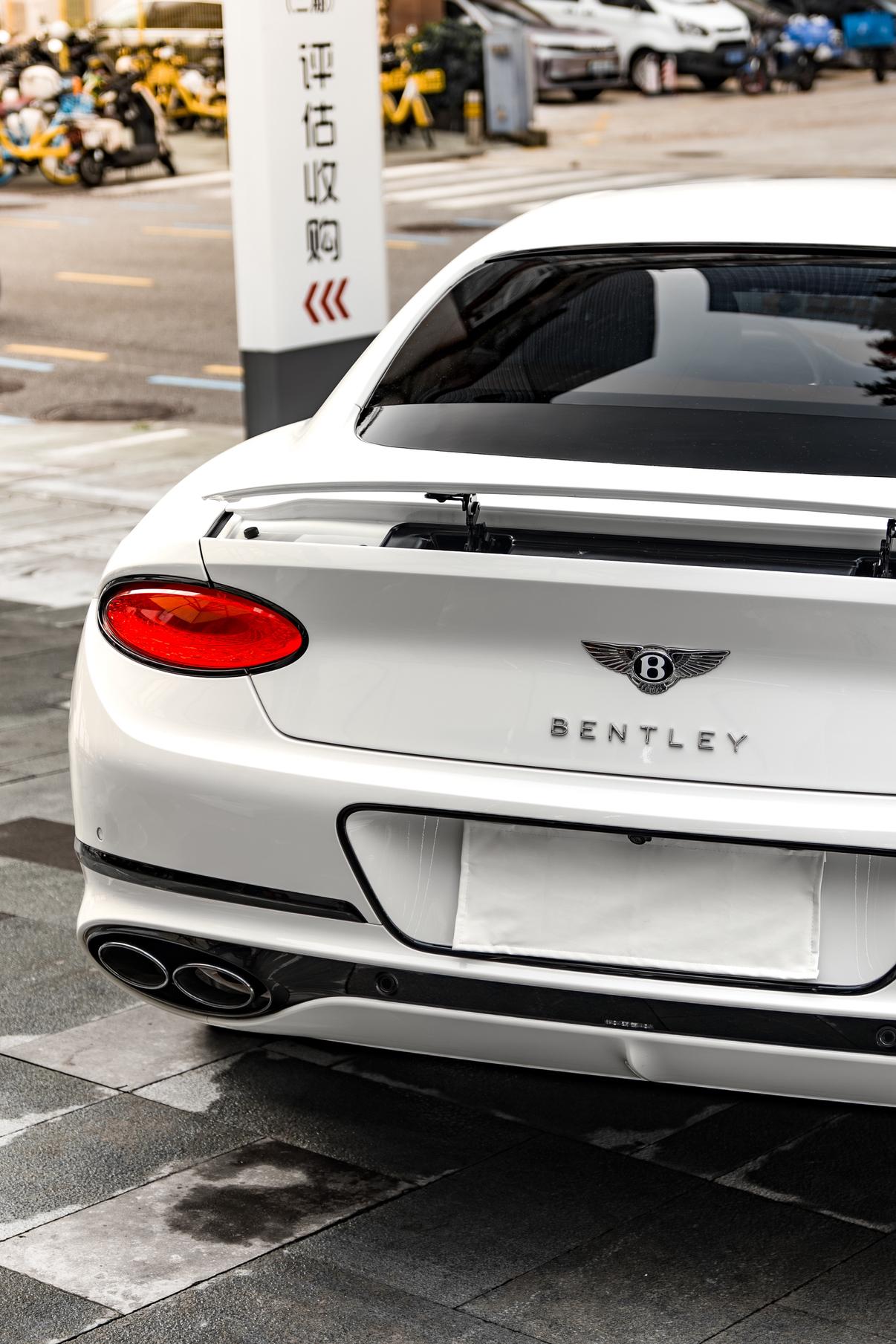 Bentley Ou Lu 2022 thumb 7