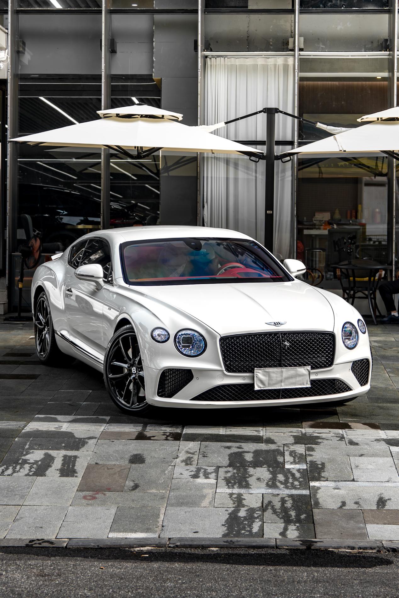 Bentley Ou Lu 2022 thumb 10