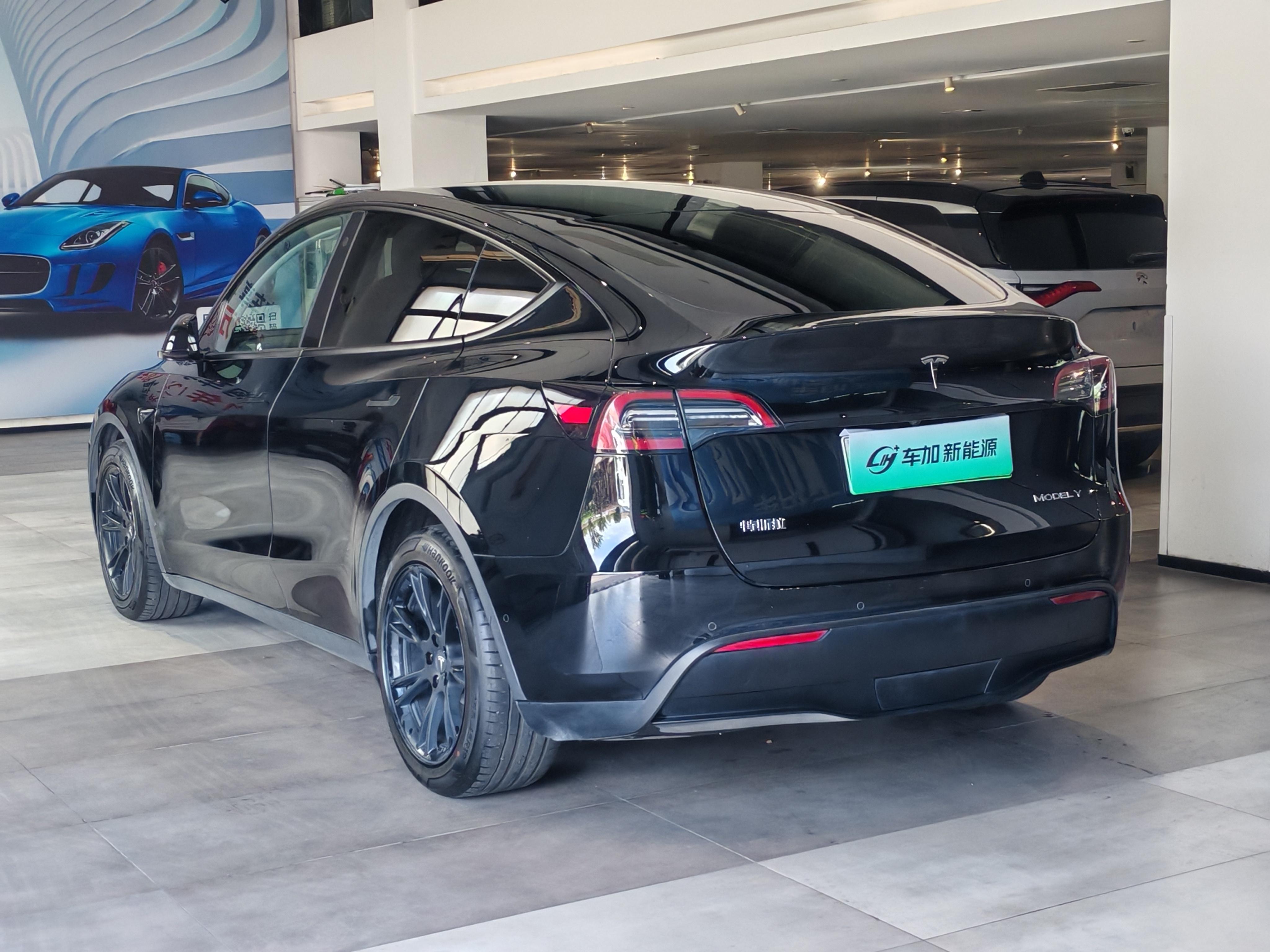 Tesla Model Y 2021 thumb 11