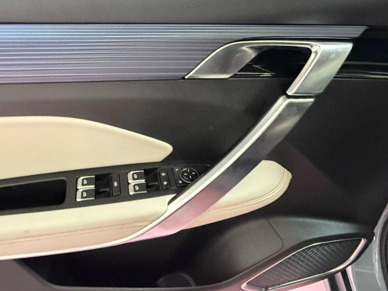 Geely Boyue 2022 thumb 9