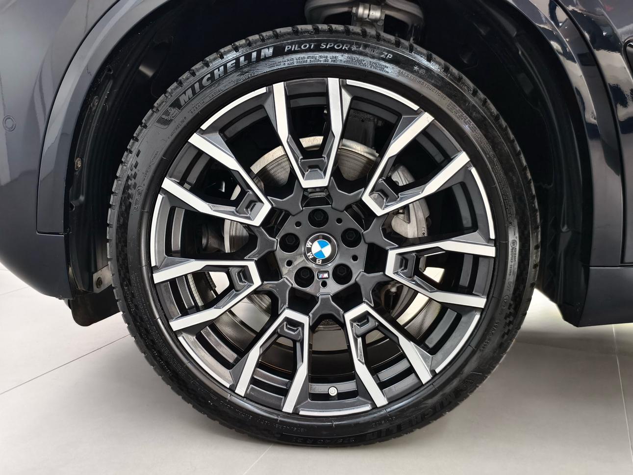BMW X5 2023 thumb 6
