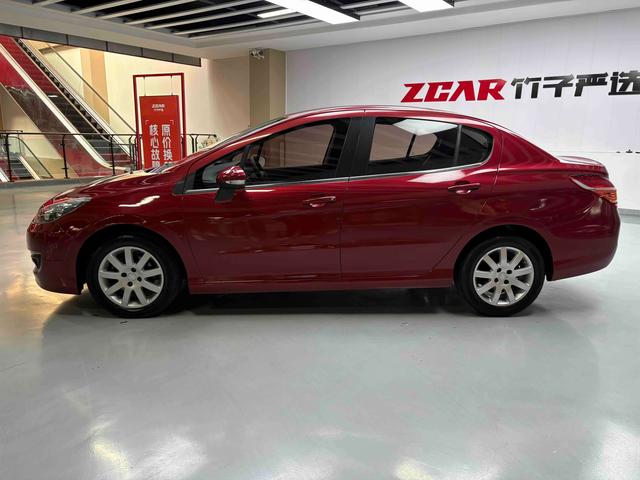 Peugeot 308 2013 thumb 2