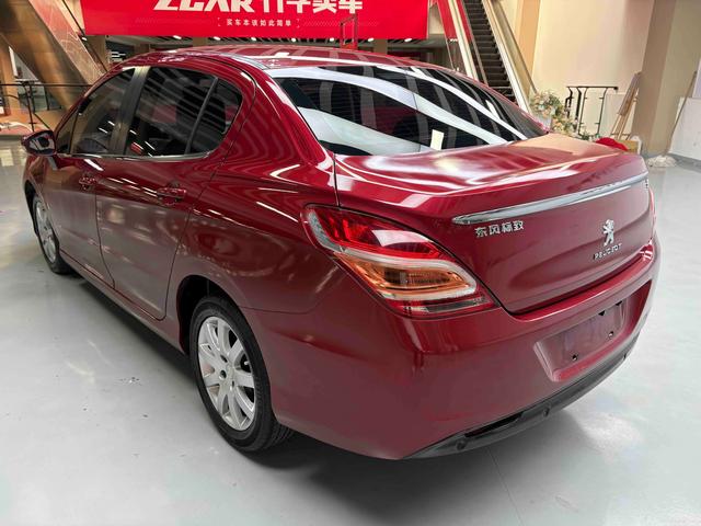Peugeot 308 2013 thumb 3
