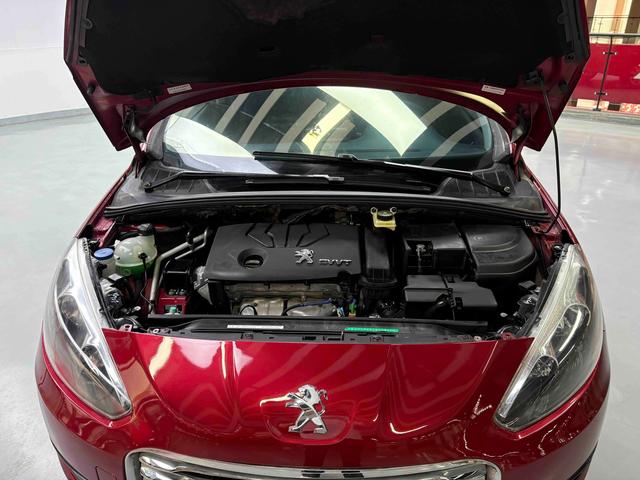 Peugeot 308 2013 thumb 8