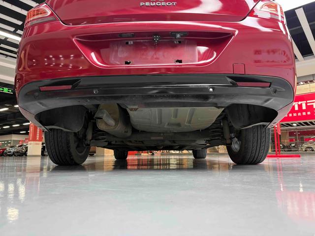 Peugeot 308 2013 thumb 12