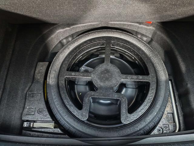 Volkswagen Golf Sportsvan 2023 thumb 11