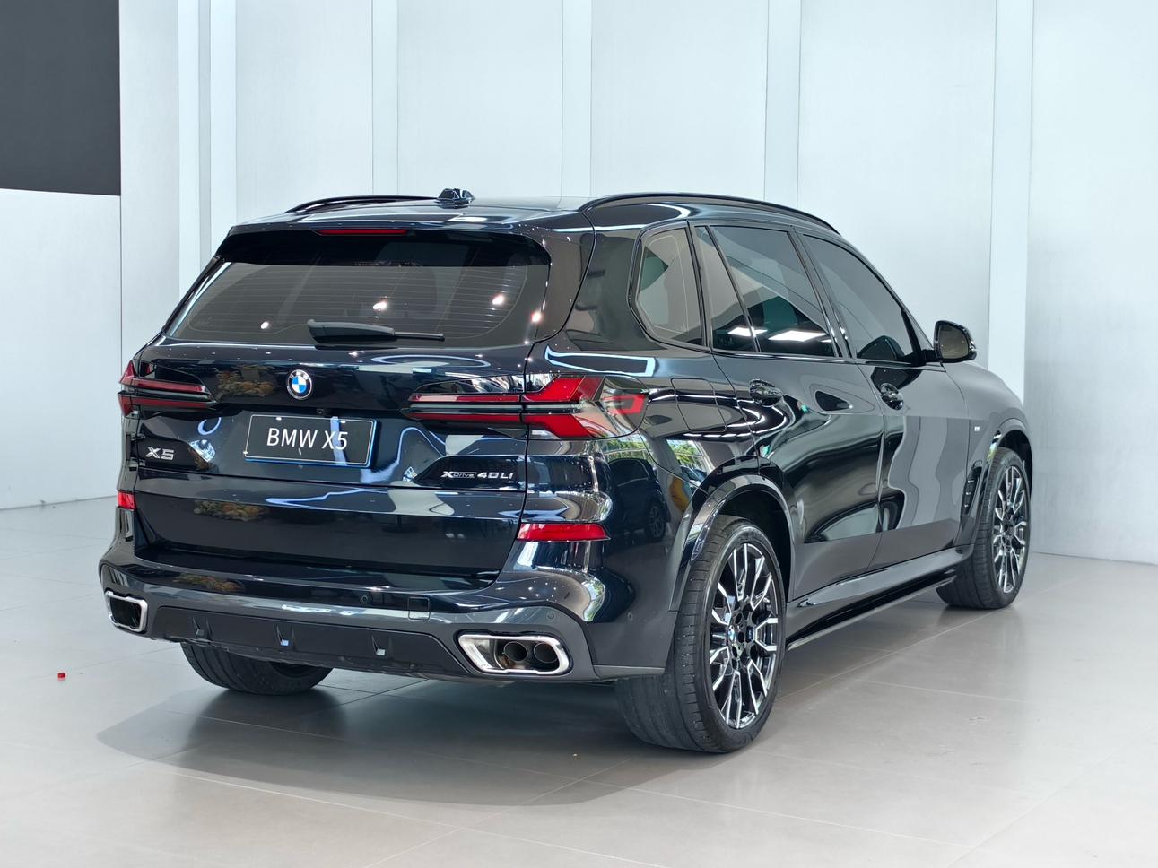 BMW X5 2023 thumb 2