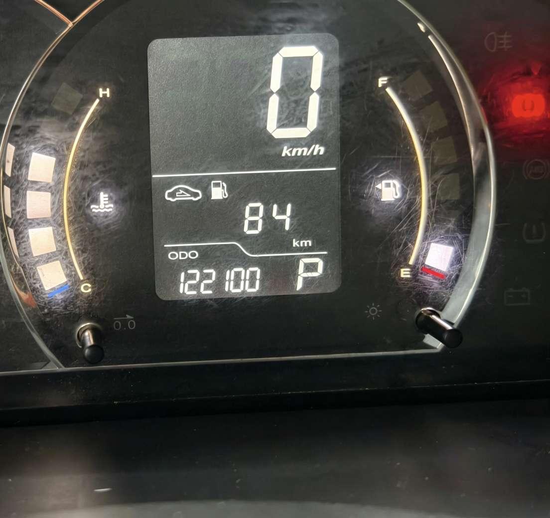 Roewe 350 2014 thumb 9