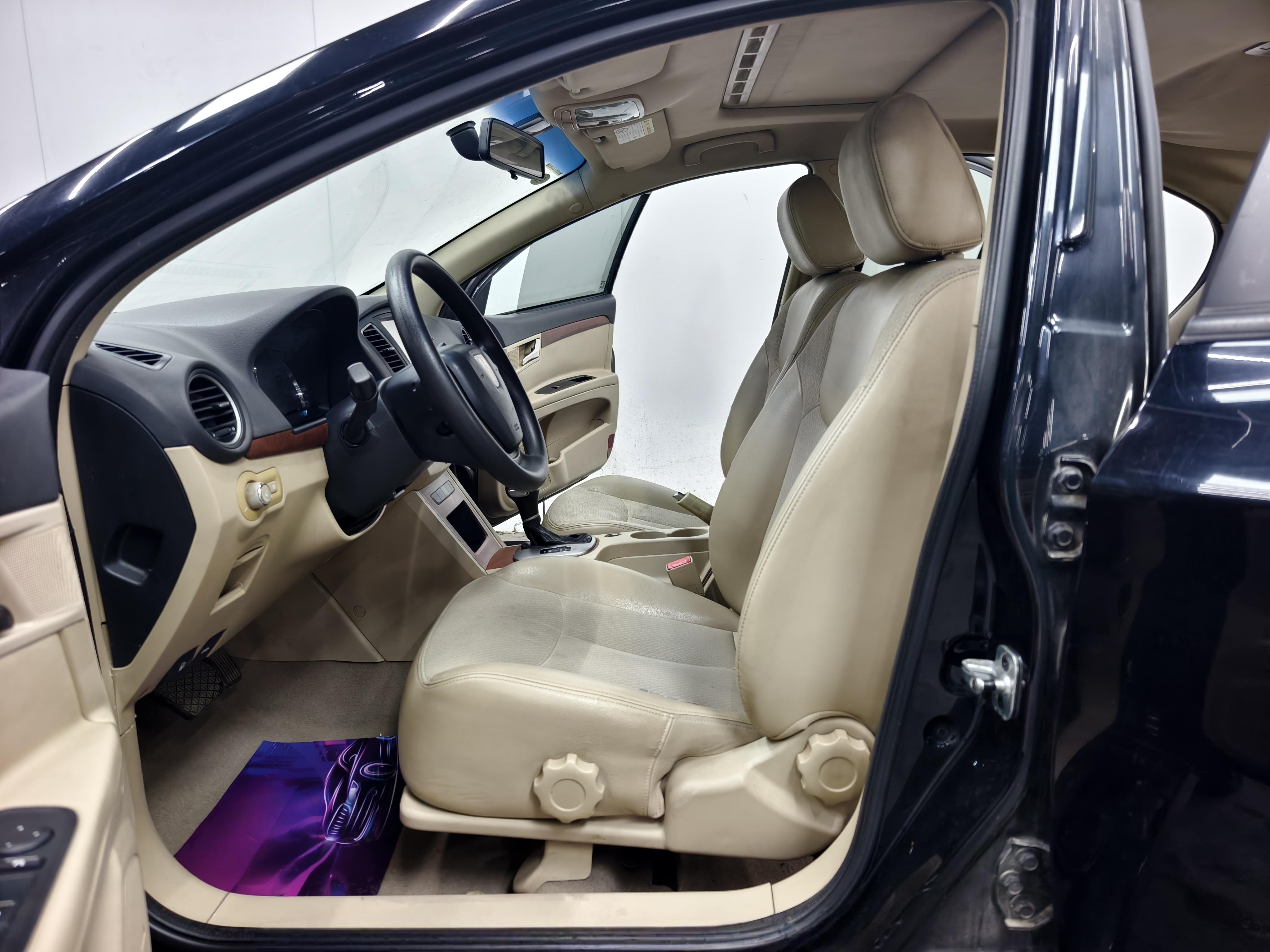 Roewe 350 2014 thumb 12