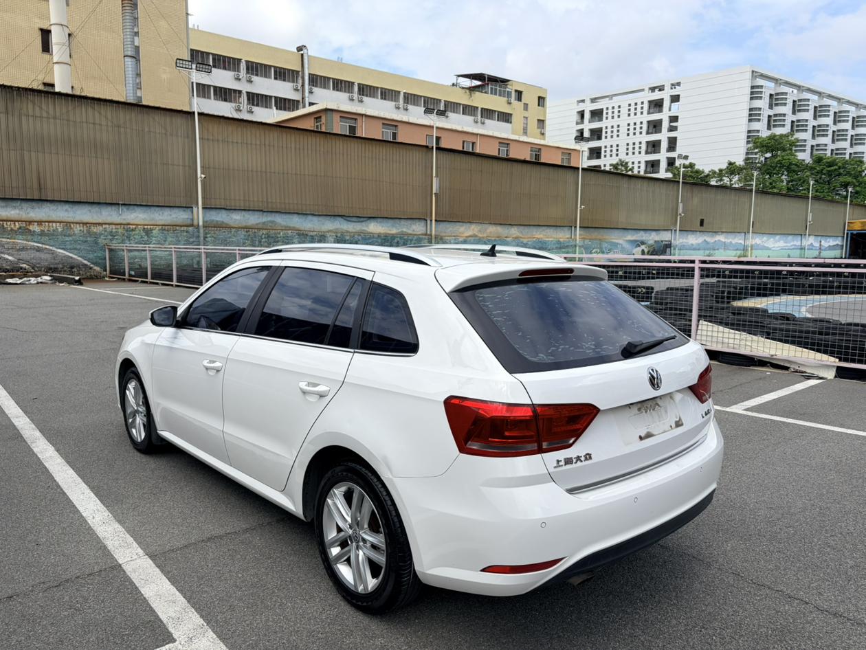 Volkswagen Lavida 2015 thumb 2