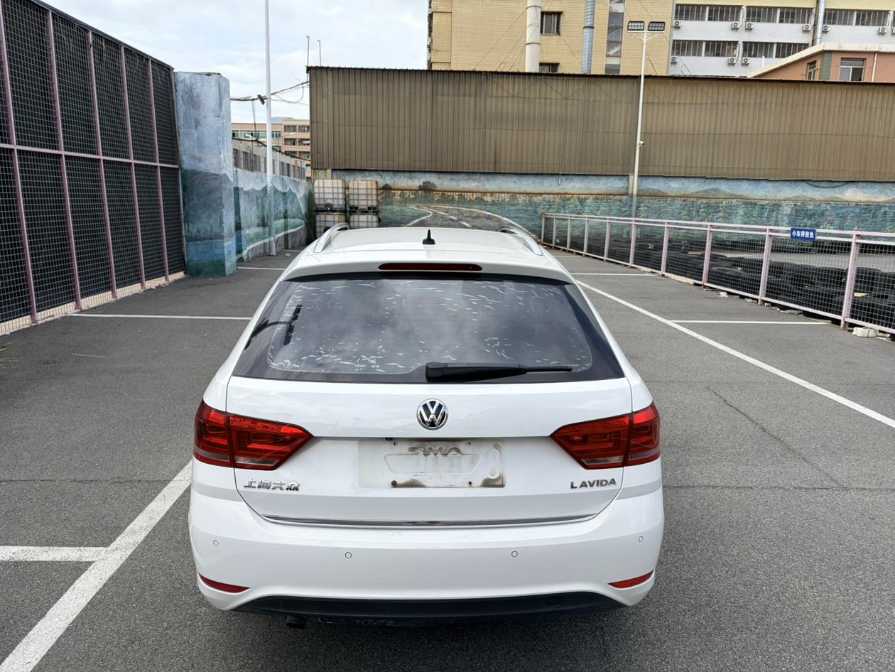 Volkswagen Lavida 2015 thumb 3