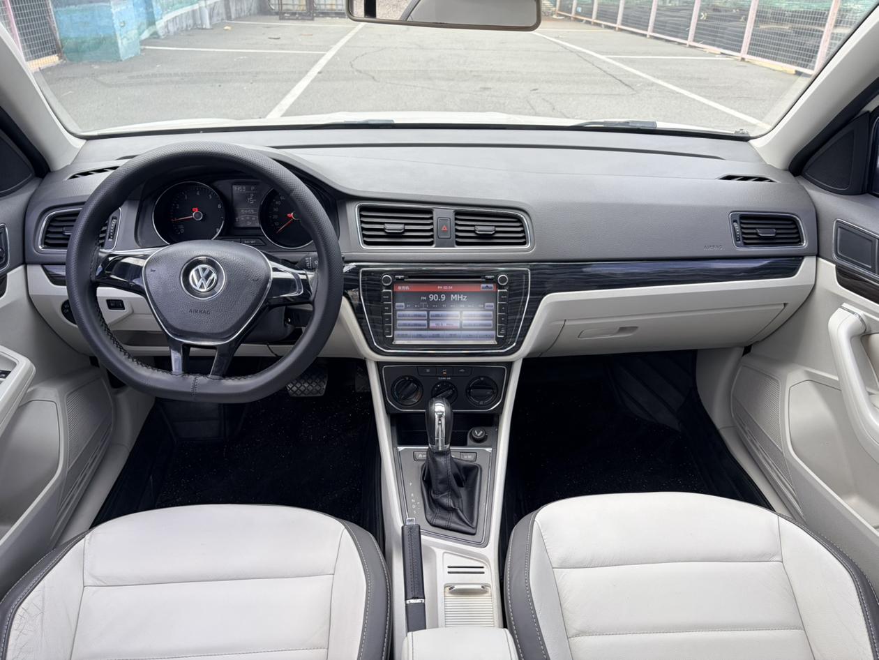 Volkswagen Lavida 2015 thumb 7