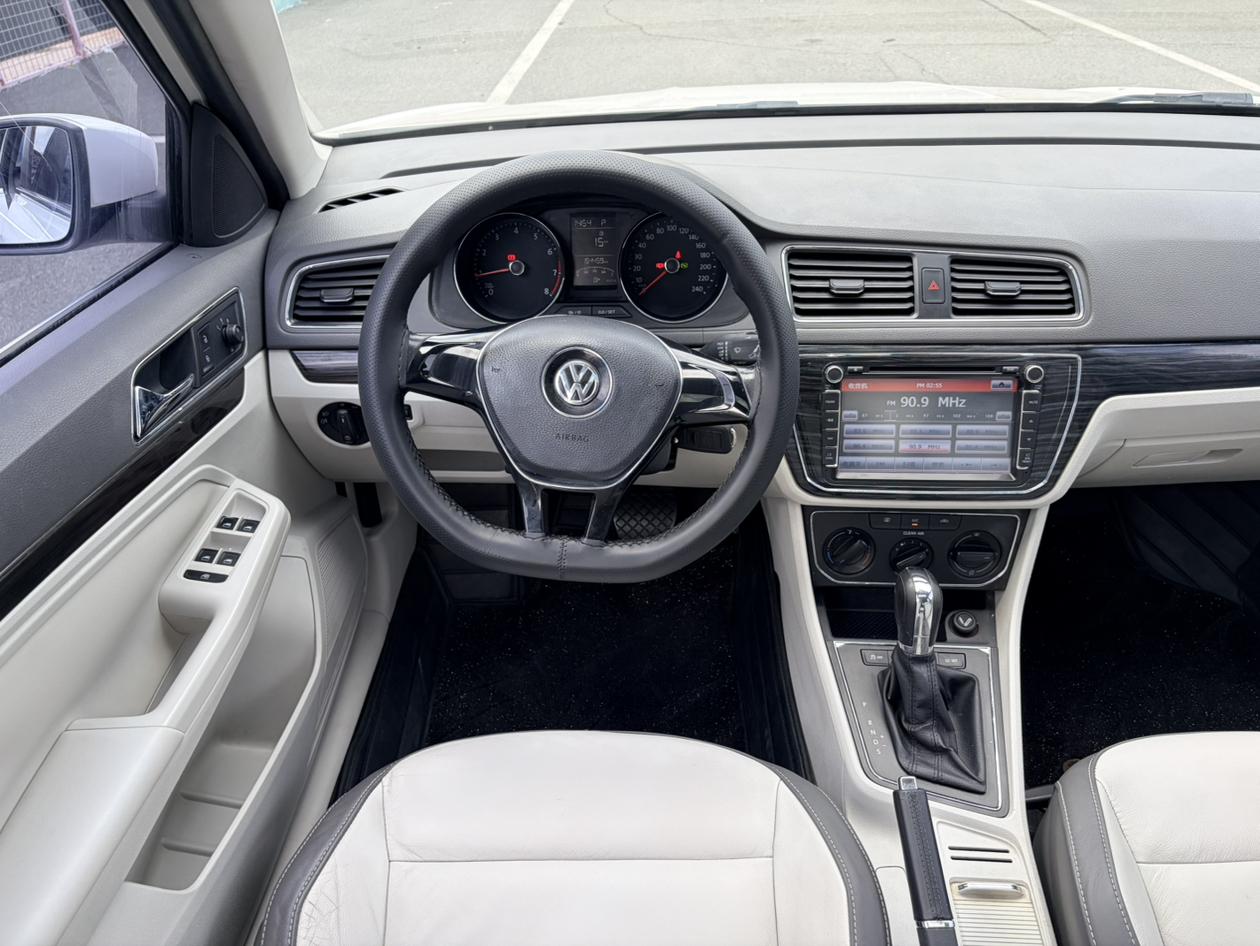 Volkswagen Lavida 2015 thumb 8