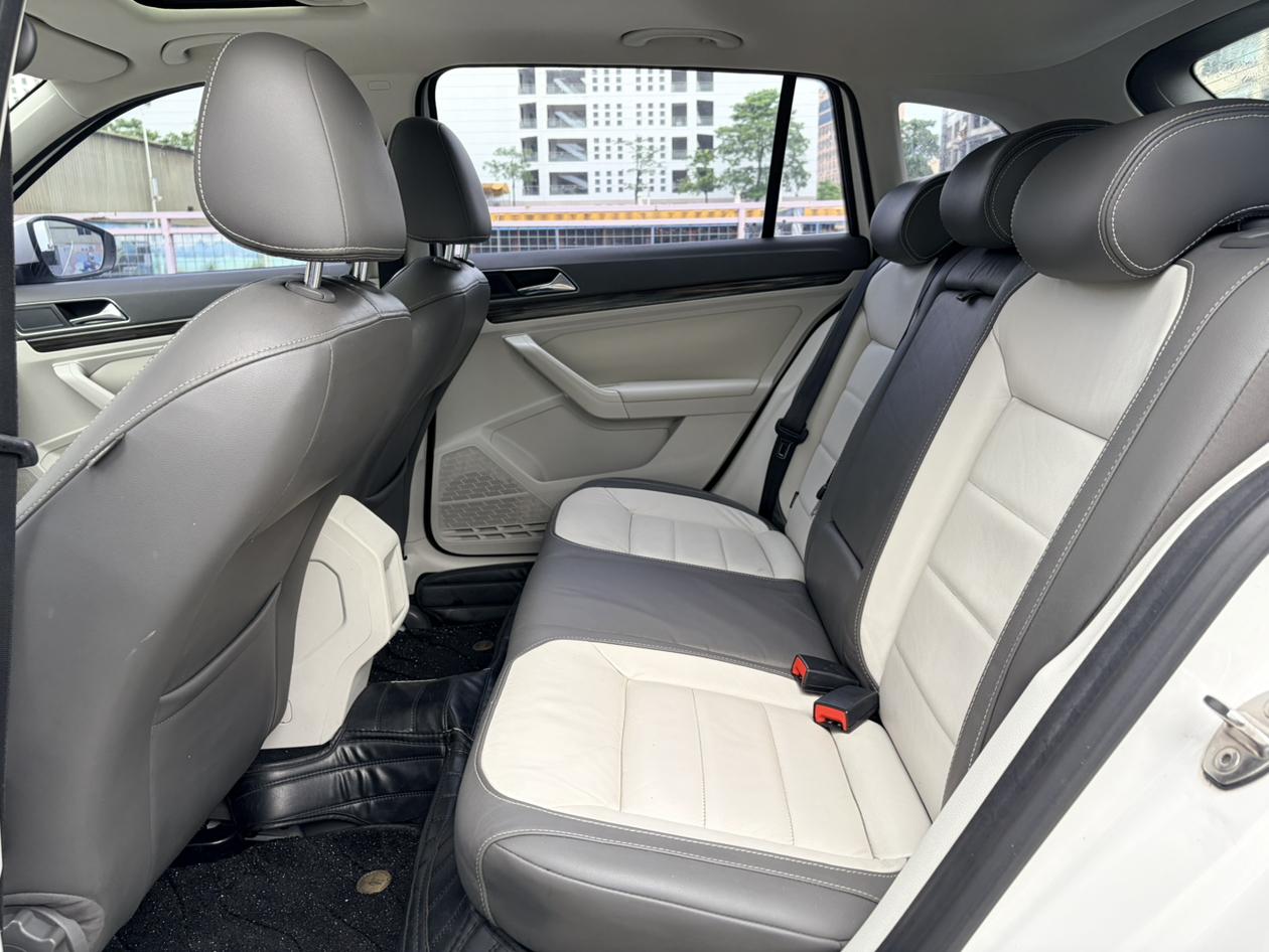 Volkswagen Lavida 2015 thumb 10